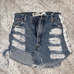 Lace up side Levi’s skirt